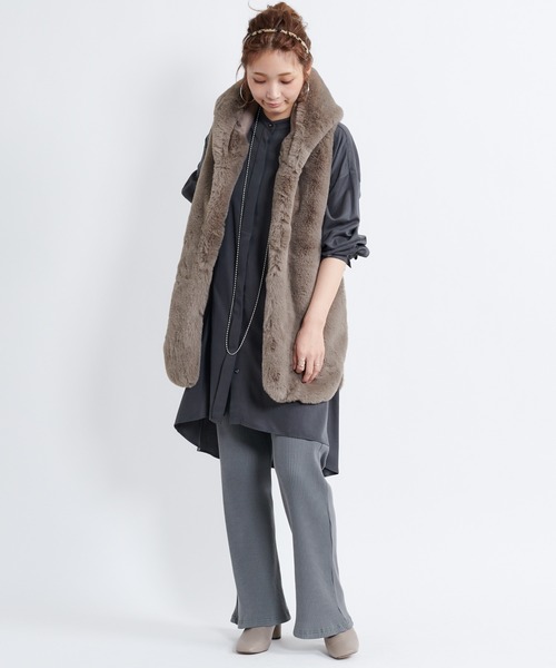 DouDou（ドゥドゥ）の「【新色追加】バックフレアチュニックブラウス（シャツ/ブラウス・レディース・ピンク/スミクロ/グレイッシュベージュ/オフホワイト・FREE）」の12枚目の写真