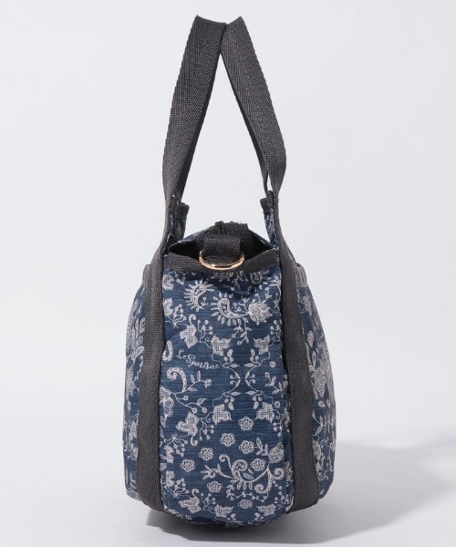 レスポートサック　スモールジェニー フローラルレース LeSportsac（レスポートサック）の「【日本限定】SMALL JENNI