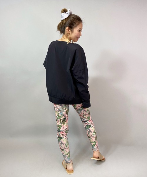 ROXY（ロキシー）の「ROXY/ロキシー   水陸両用ビッグシルエット  ラッシュロンT   RLY211039（ラッシュガード・レディース・ブラック/オレンジ・L/M）」の11枚目の写真