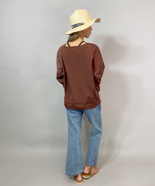 ROXY（ロキシー）の「ROXY/ロキシー   水陸両用ビッグシルエット  ラッシュロンT   RLY211039（ラッシュガード・レディース・ブラック/オレンジ・L/M）」の17枚目の写真