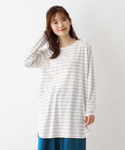 SHOO・LA・RUE(シューラルー)の「◆【S-3L】ラウンドヘムクルーネックカットソー(Tシャツ/カットソー・レディース・ナチュラル/アイボリー/ベージュ系その他6/ブラック・02/04/03/01/05)」の4枚目の写真