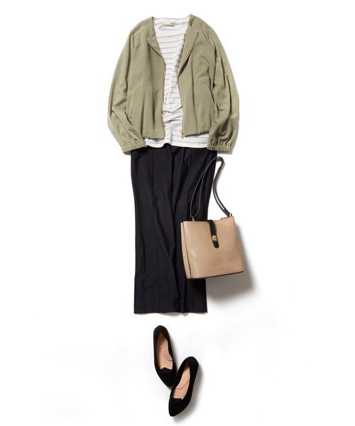 SHOO・LA・RUE(シューラルー)の「◆【S-3L】ラウンドヘムクルーネックカットソー(Tシャツ/カットソー・レディース・ナチュラル/アイボリー/ベージュ系その他6/ブラック・02/04/03/01/05)」の6枚目の写真