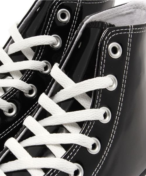 CONVERSE(コンバース)の「LEATHER ALL STAR ENAMEL HI / レザー オールスター エナメル HI(スニーカー・レディース・ブラック/ホワイト・11.5/4/7/6.5/5/4.5/9/3.5/5.5/3/8/10.5/9.5/8.5/6/7.5)」の3枚目の写真