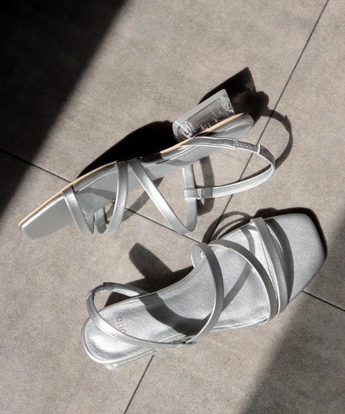 SOROTTO（ソロット）の「華奢ストラップデザインのクリアヒールスクエアトゥサンダル（サンダル・レディース・アイボリー/グリーン系その他/シルバー/ブラック/ブラウン/パープル/パイソン・S/L/LL/M）」の17枚目の写真