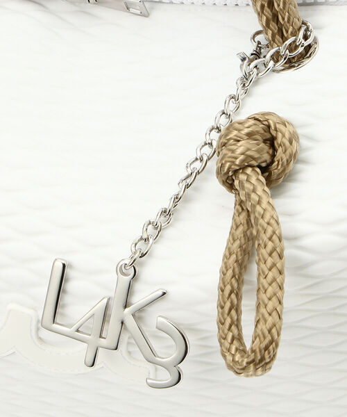 muta(ムータ)の「muta MARINE×L4K3/ムータ マリン×レイク/ネオプレン生地2wayトートバッグ/QL-DR01(ショルダーバッグ・メンズ・ホワイト・FREE)」の15枚目の写真