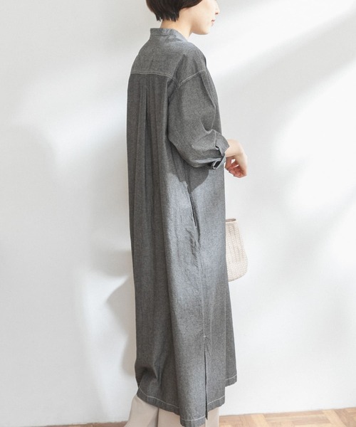 FORK&SPOON（フォークアンドスプーン）の「FORK&SPOON　バンドカラーシャンブレーワンピース（ワンピース・レディース・ブラック系その他/ブルー系その他・ONE）」の4枚目の写真