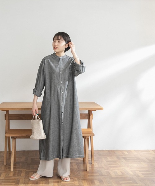 FORK&SPOON（フォークアンドスプーン）の「FORK&SPOON　バンドカラーシャンブレーワンピース（ワンピース・レディース・ブラック系その他/ブルー系その他・ONE）」の5枚目の写真