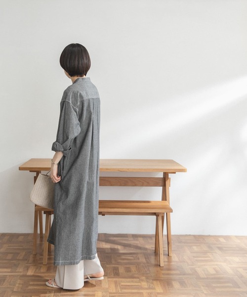 FORK&SPOON（フォークアンドスプーン）の「FORK&SPOON　バンドカラーシャンブレーワンピース（ワンピース・レディース・ブラック系その他/ブルー系その他・ONE）」の6枚目の写真