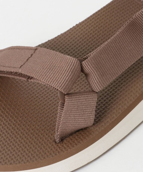 Teva(テバ)の「Teva MIDFORM UNIVERSAL(サンダル・レディース・ブラック/ライトブラウン・6/8/5/7)」の16枚目の写真