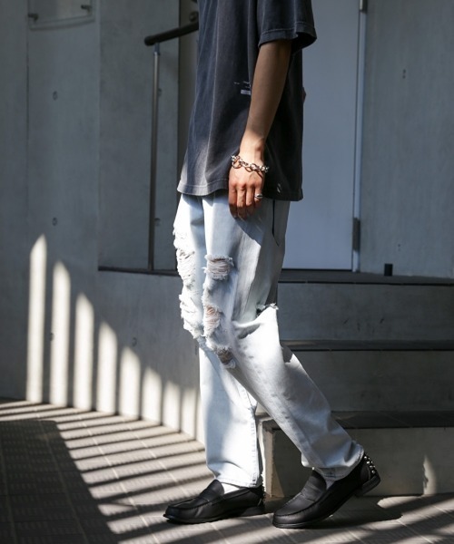 LEGENDA（レジェンダ）の「レジェンダ ハードブリーチ クラッシュ デニムパンツ / LEGENDA Hard Bleach Crash Denim Pants （デニムパンツ・メンズ・ライトインディゴブルー・1/3/2）」の9枚目の写真