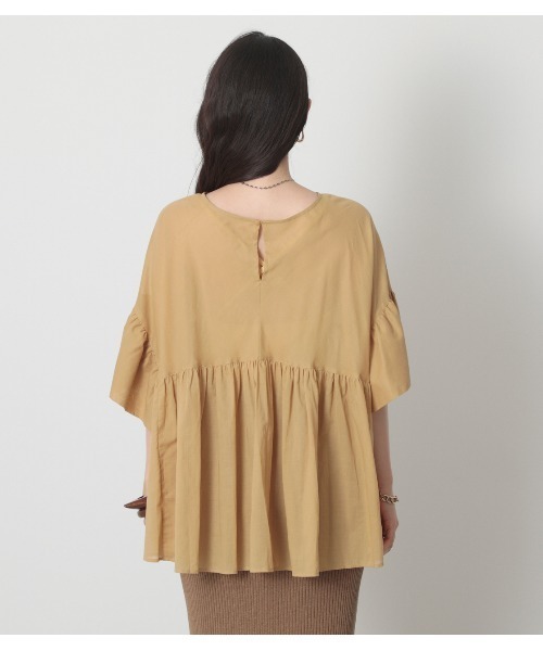 crie conforto（クリーコンフォルト）の「スクエアギャザーＢＬ（シャツ/ブラウス・レディース・ブラック/オフホワイト/イエロー・FREE）」の12枚目の写真