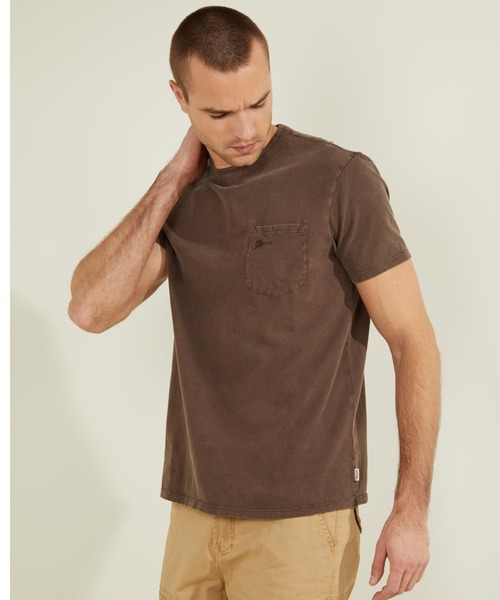 Guess（ゲス）の「Sueded Jersey Tee（Tシャツ/カットソー・メンズ・ホワイト/ライトブルー/ベージュ/ブラウン/ダークグレー・SMALL/MEDIUM/LARGE/X-LARGE）」の3枚目の写真