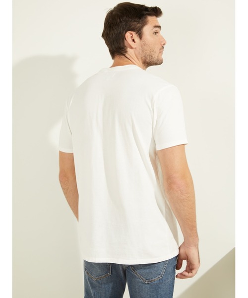 Guess（ゲス）の「Sueded Jersey Tee（Tシャツ/カットソー・メンズ・ホワイト/ライトブルー/ベージュ/ブラウン/ダークグレー・SMALL/MEDIUM/LARGE/X-LARGE）」の6枚目の写真