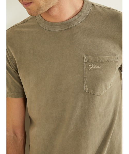 Guess（ゲス）の「Sueded Jersey Tee（Tシャツ/カットソー・メンズ・ホワイト/ライトブルー/ベージュ/ブラウン/ダークグレー・SMALL/MEDIUM/LARGE/X-LARGE）」の17枚目の写真