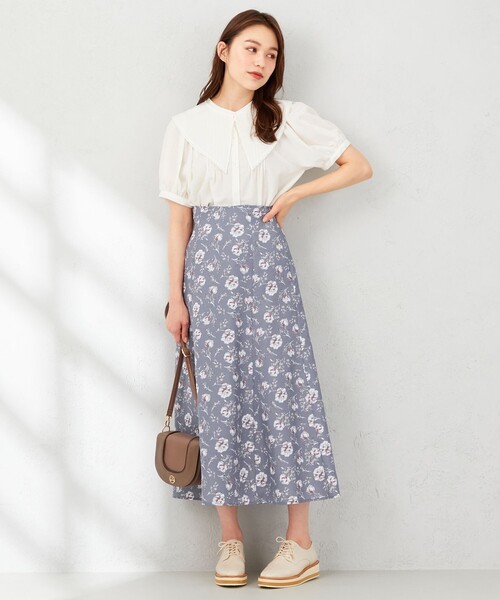 Feroux（フェルゥ）の「【洗える】スモーキートーンフラワー スカート（スカート・レディース・ブラック系3/スカイブルー系3・1/2）」の7枚目の写真