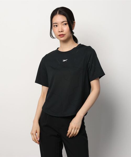 Reebok(リーボック)の「ユナイテッド バイ フィットネス パーフォレーテッド Tシャツ / United By Fitness Perforated Tee(Tシャツ/カットソー・レディース・ブラック/ブルー・LARGE/X-LARGE/XX-LARGE/MEDIUM/SMALL/X-SMALL)」の6枚目の写真