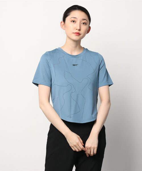 Reebok(リーボック)の「ユナイテッド バイ フィットネス パーフォレーテッド Tシャツ / United By Fitness Perforated Tee(Tシャツ/カットソー・レディース・ブラック/ブルー・LARGE/X-LARGE/XX-LARGE/MEDIUM/SMALL/X-SMALL)」の5枚目の写真