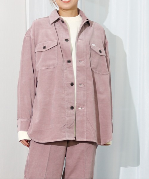 Lee(リー)の「Lee/リー 細畝コーデュロイ リラックスシャツ(シャツ/ブラウス・レディース・パープル/ブラウン・SMALL/MEDIUM)」の2枚目の写真