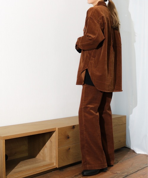 Lee(リー)の「Lee/リー 細畝コーデュロイ リラックスシャツ(シャツ/ブラウス・レディース・パープル/ブラウン・SMALL/MEDIUM)」の15枚目の写真