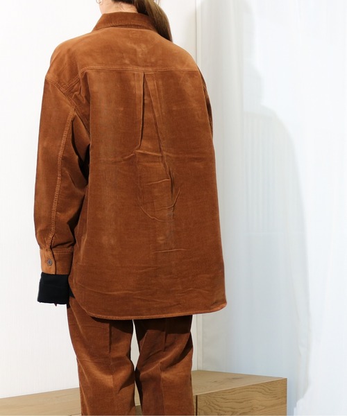 Lee(リー)の「Lee/リー 細畝コーデュロイ リラックスシャツ(シャツ/ブラウス・レディース・パープル/ブラウン・SMALL/MEDIUM)」の16枚目の写真