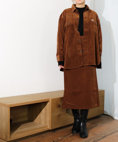 Lee(リー)の「Lee/リー 細畝コーデュロイ リラックスシャツ(シャツ/ブラウス・レディース・パープル/ブラウン・SMALL/MEDIUM)」の19枚目の写真