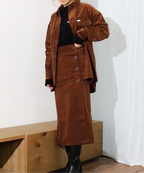 Lee(リー)の「Lee/リー 細畝コーデュロイ リラックスシャツ(シャツ/ブラウス・レディース・パープル/ブラウン・SMALL/MEDIUM)」の21枚目の写真