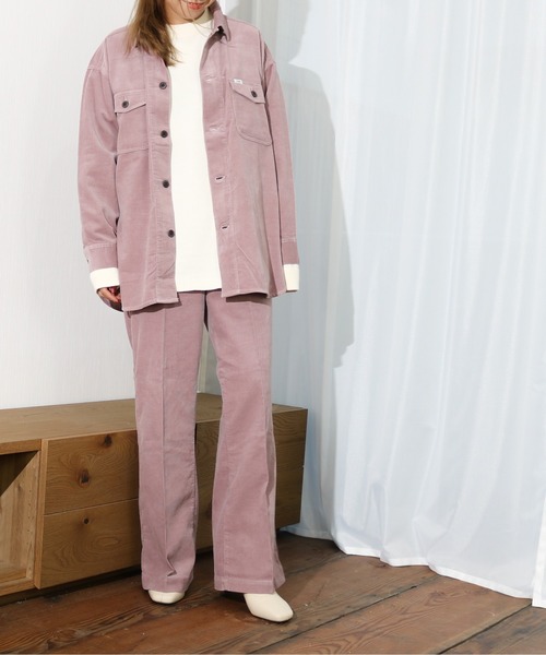Lee(リー)の「Lee/リー 細畝コーデュロイ リラックスシャツ(シャツ/ブラウス・レディース・パープル/ブラウン・SMALL/MEDIUM)」の8枚目の写真