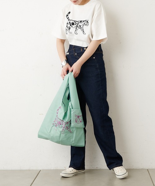 シンクビー　バッソサバーナバック　ブラック/アニマル柄（収納袋付き） シンクビー バッソサバーナバック ブラック/アニマル柄（収納袋