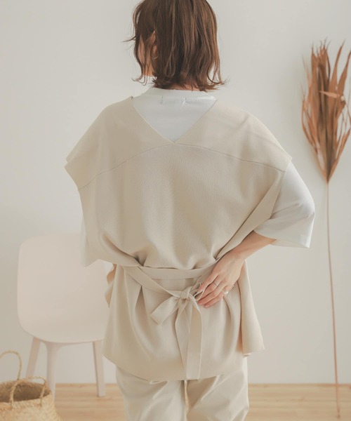 SENSE OF PLACE by URBAN RESEARCH（センスオブプレイスバイアーバンリサーチ）の「Vネックコクーンベスト（ベスト・レディース・ブラック/ライトブルー/ライトベージュ/アイボリー・ONE）」の14枚目の写真