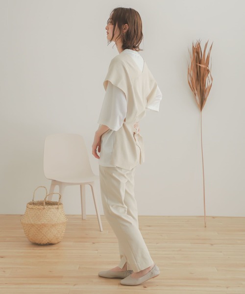 SENSE OF PLACE by URBAN RESEARCH（センスオブプレイスバイアーバンリサーチ）の「Vネックコクーンベスト（ベスト・レディース・ブラック/ライトブルー/ライトベージュ/アイボリー・ONE）」の19枚目の写真