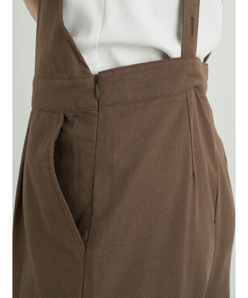 earth music&ecology(アースミュージックアンドエコロジー)の「フレアサロペット *(サロペット/オーバーオール・レディース・ブラック/ブラウン・S/M)」の12枚目の写真