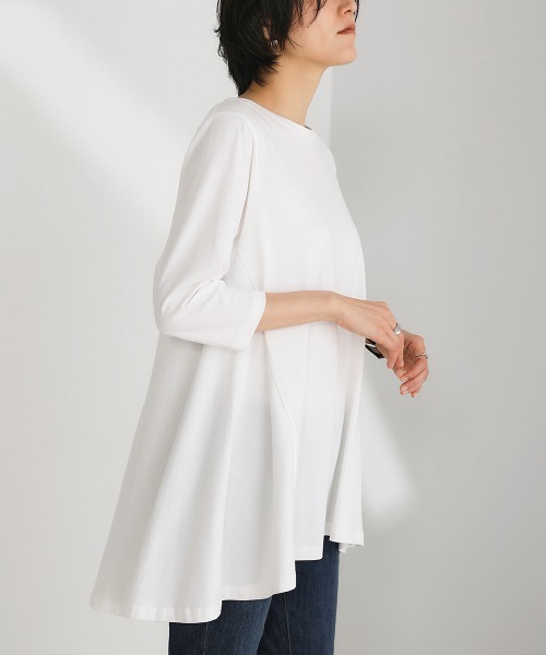 Bou Jeloud(ブージュルード)の「【はあちゅう×BouJeloud】美シルエットAラインTOPS(Tシャツ/カットソー・レディース・ブラック/オフホワイト/ピンク・FREE)」の11枚目の写真