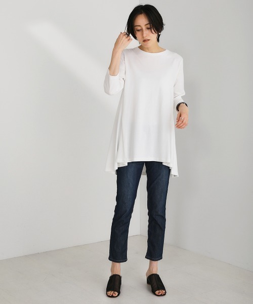 Bou Jeloud(ブージュルード)の「【はあちゅう×BouJeloud】美シルエットAラインTOPS(Tシャツ/カットソー・レディース・ブラック/オフホワイト/ピンク・FREE)」の7枚目の写真