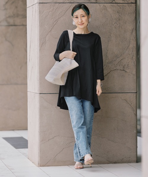 Bou Jeloud(ブージュルード)の「【はあちゅう×BouJeloud】美シルエットAラインTOPS(Tシャツ/カットソー・レディース・ブラック/オフホワイト/ピンク・FREE)」の15枚目の写真