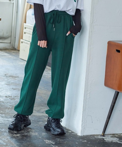 WEGO（ウィゴー）の「WEGO/ピンタックJOGイージーパンツ（スウェットパンツ・レディース・ホワイト/ブラック/ダークグリーン/オートミール/ブラック系その他/オレンジ/ネイビー/アニマル/レッド/サックスブルー/グリーン/その他2/その他1・FREE）」の18枚目の写真