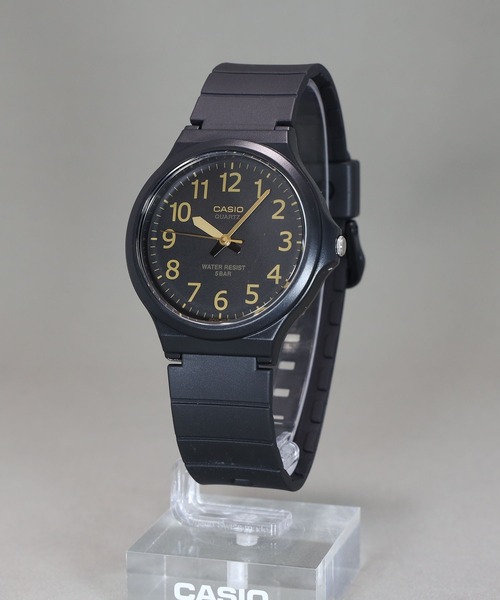 CASIO(カシオ)の「CASIO Collection / MW-240-1B2JH(アナログ腕時計・メンズ・ブラック×ゴールド・FREE)」の2枚目の写真