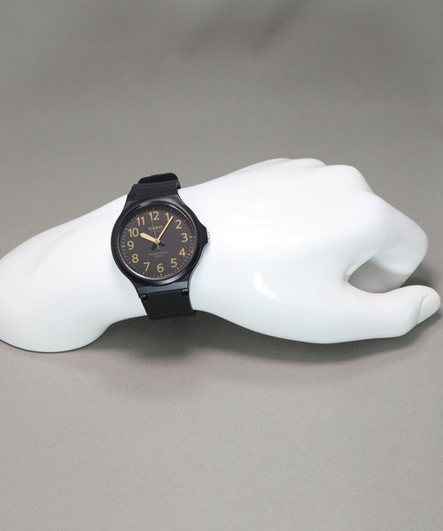 CASIO(カシオ)の「CASIO Collection / MW-240-1B2JH(アナログ腕時計・メンズ・ブラック×ゴールド・FREE)」の8枚目の写真