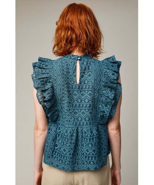 SLY(スライ)の「RUFFLE LACE TOPS ラッフルレース トップス(シャツ/ブラウス・レディース・ブルー/ブラック/バーガンディー/オフホワイト・FREE)」の19枚目の写真