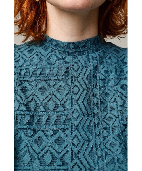 SLY(スライ)の「RUFFLE LACE TOPS ラッフルレース トップス(シャツ/ブラウス・レディース・ブルー/ブラック/バーガンディー/オフホワイト・FREE)」の20枚目の写真