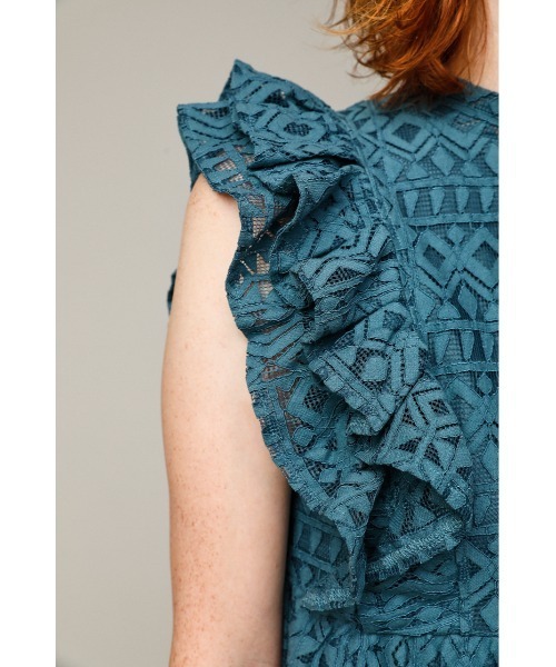 SLY(スライ)の「RUFFLE LACE TOPS ラッフルレース トップス(シャツ/ブラウス・レディース・ブルー/ブラック/バーガンディー/オフホワイト・FREE)」の21枚目の写真