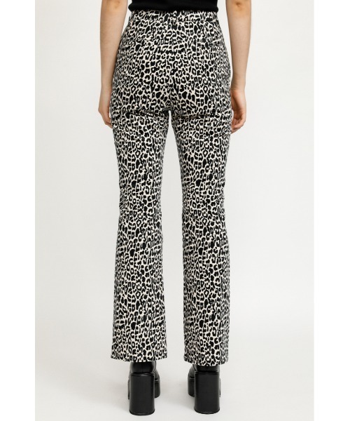 SLY（スライ）の「FINE COLE FLARE PT フレア パンツ（スラックス・レディース・アイボリー/ライトブルー/ホワイト系その他2・1/2/0）」の9枚目の写真