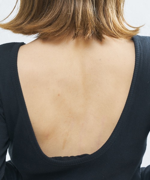 UNSPARE（アンスペア）の「【UNSPARE/アンスペア】パット付ロンT/WEB・一部店舗限定（Tシャツ/カットソー・レディース・アイボリー/ブラック/ブラック系その他・FREE）」の17枚目の写真