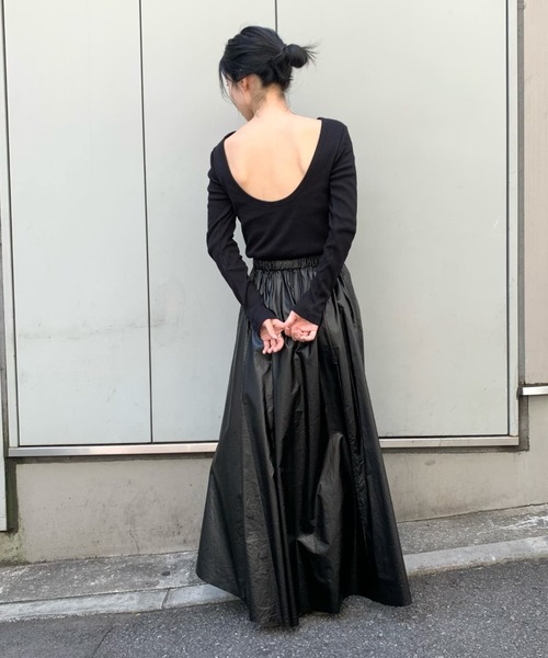 UNSPARE（アンスペア）の「【UNSPARE/アンスペア】パット付ロンT/WEB・一部店舗限定（Tシャツ/カットソー・レディース・アイボリー/ブラック/ブラック系その他・FREE）」の4枚目の写真