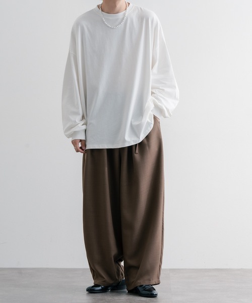 epnok（エプノック）の「タックオーバーロンT（Tシャツ/カットソー・メンズ・ブラック/オフホワイト/グリーン/グレイッシュベージュ/グレイッシュブルー・SMALL/MEDIUM/LARGE）」の20枚目の写真