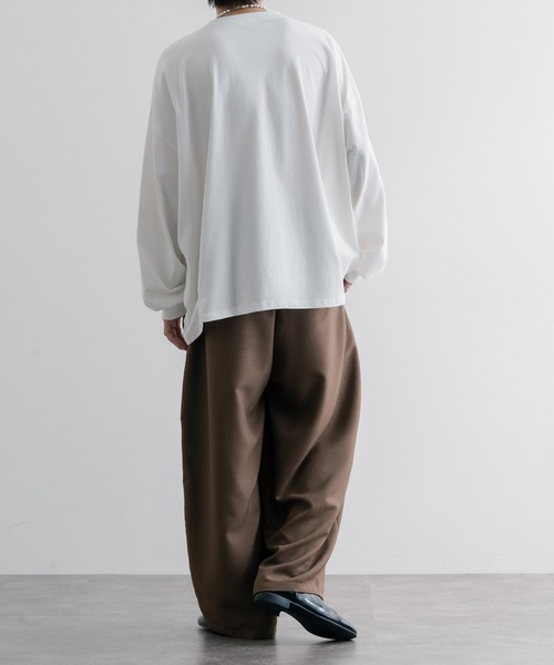 epnok（エプノック）の「タックオーバーロンT（Tシャツ/カットソー・メンズ・ブラック/オフホワイト/グリーン/グレイッシュベージュ/グレイッシュブルー・SMALL/MEDIUM/LARGE）」の22枚目の写真