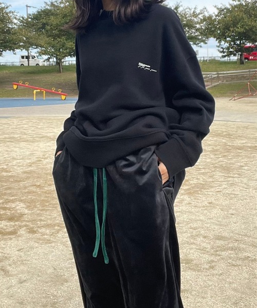 anown（アノン）の「配色スピンドル　ベロアジョガーパンツ【ファッションインフルエンサー yoshinariami × anown 限定コラボ】（その他パンツ・レディース・ブラック/ダークグリーン/ベージュ・FREE）」の9枚目の写真