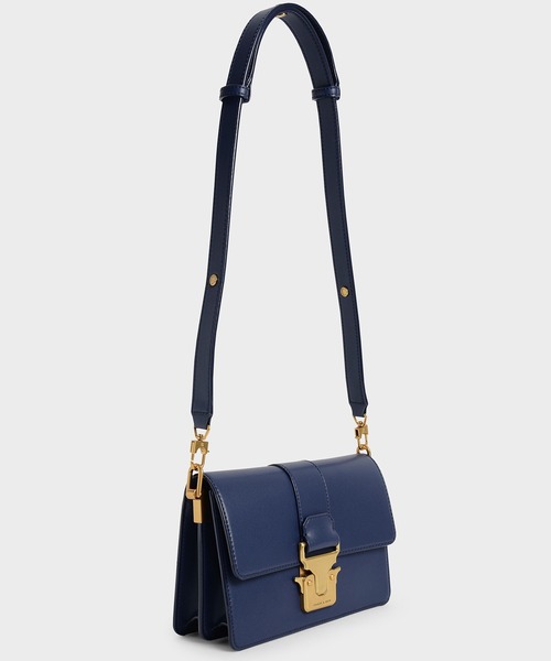 CHARLES & KEITH（チャールズ & キース）の「メタリックアクセント ショルダーバッグ / Metallic Accent Shoulder Bag（ショルダーバッグ・レディース・ネイビー/バーガンディー/ライトベージュ/ブラック・M）」の12枚目の写真