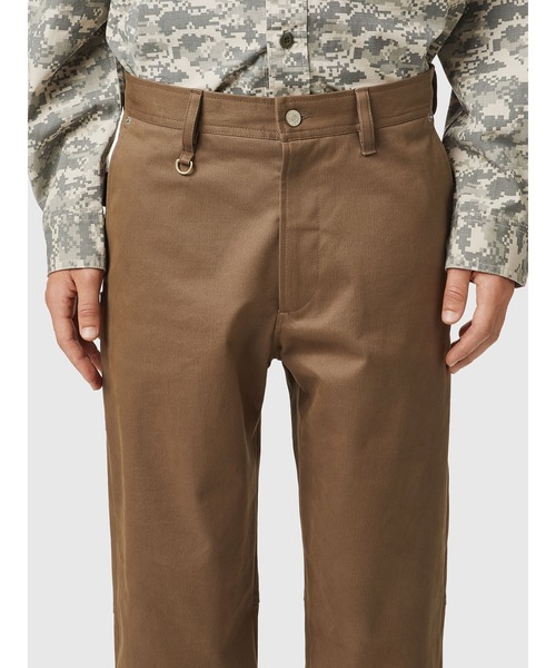 DIESEL（ディーゼル）の「メンズ パンツ チノ ストレート レギュラーフィット（チノパンツ・メンズ・ブラック/ブラウン・32inch/34inch/28inch/36inch/30inch）」の7枚目の写真