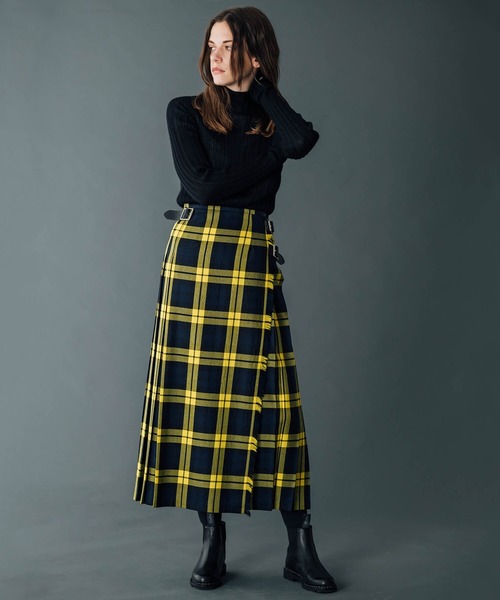 O'NEIL of DUBLIN（オニールオブダブリン）の「【O'NEIL OF DUBLIN】ロングキルトスカート WOMEN（スカート・レディース・A/グリーン系その他/イエロー系その他/B/グリーン系その他2/ブルー系その他6/ブルー系その他・8/10）」の12枚目の写真