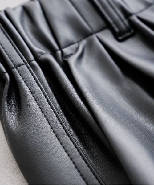 CPCM(シーピーシーエム)の「フェイクレザーワイドパンツ(その他パンツ・メンズ・ブラック/アイボリー・FREE)」の22枚目の写真